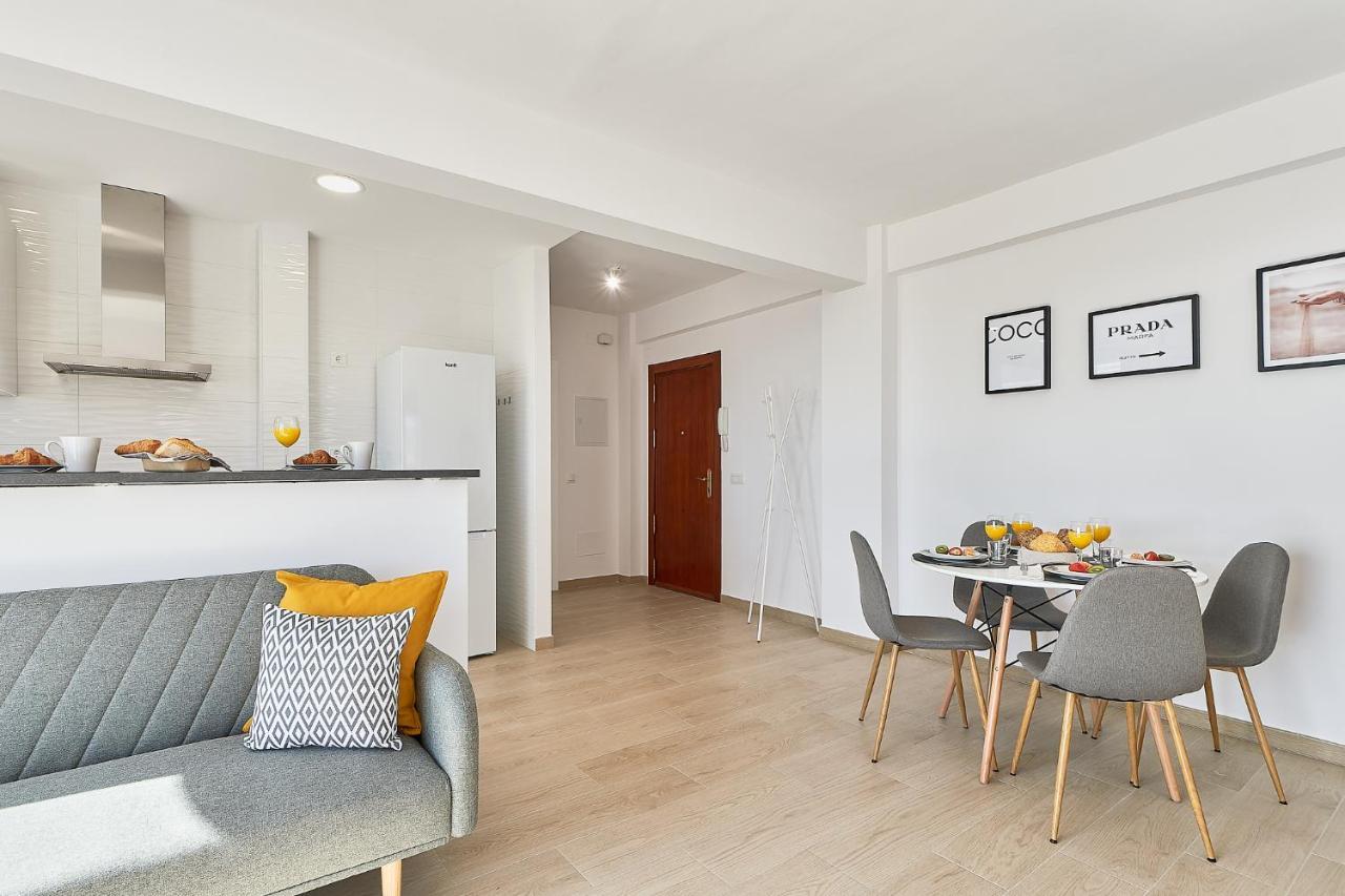 Sea Horizon Apartment Малага Екстериор снимка